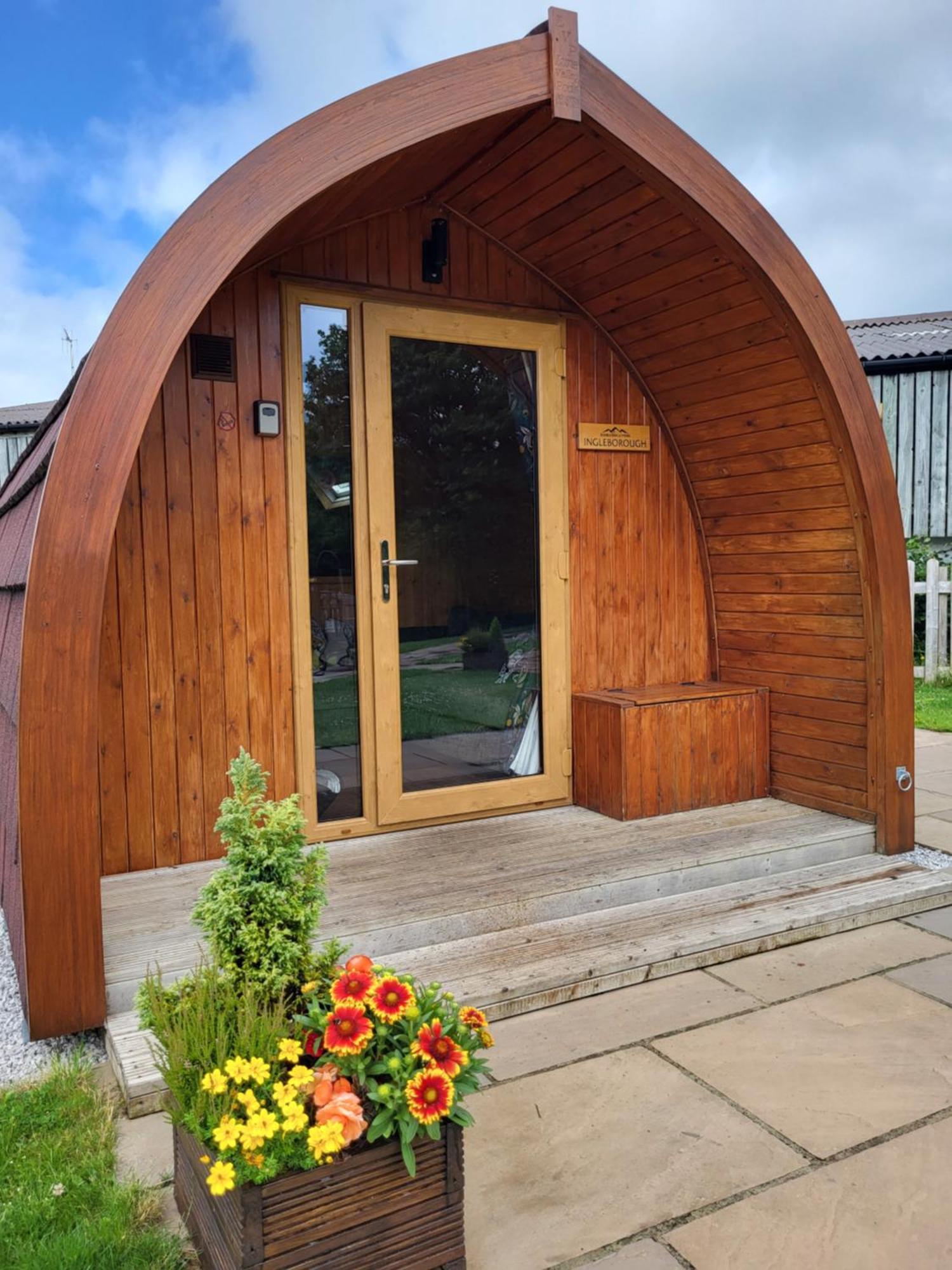 Ribblesdale Pods Villa Horton in Ribblesdale Exterior photo